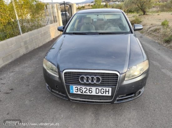  Audi A4 2.0 140CV de 2005 con 318.000 Km por 3.300 EUR. en Valencia 