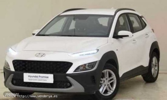 Hyundai Kona 1.0 TGDI Maxx 4x2 de 2023 con 10.654 Km por 21.390 EUR. en Sevilla