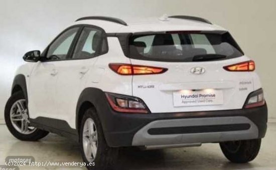 Hyundai Kona 1.0 TGDI Maxx 4x2 de 2023 con 10.654 Km por 21.390 EUR. en Sevilla