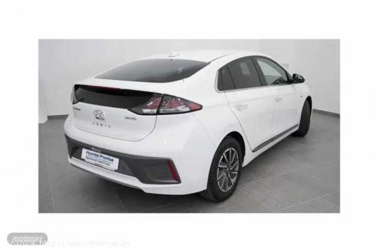 Hyundai Ioniq 100kW Tecno de 2022 con 31.000 Km por 26.990 EUR. en Sevilla