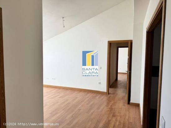 PISO EN VENTA DE 3 DORMITORIOS, 2 BAÑOS Y PLAZA DE GARAJE EN MONFARRACINOS, ZAMORA. - ZAMORA