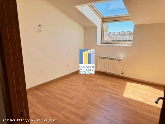 PISO EN VENTA DE 3 DORMITORIOS, 2 BAÑOS Y PLAZA DE GARAJE EN MONFARRACINOS, ZAMORA. - ZAMORA