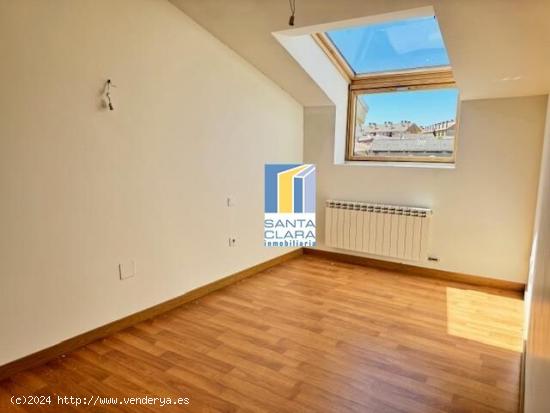 PISO EN VENTA DE 3 DORMITORIOS, 2 BAÑOS Y PLAZA DE GARAJE EN MONFARRACINOS, ZAMORA. - ZAMORA