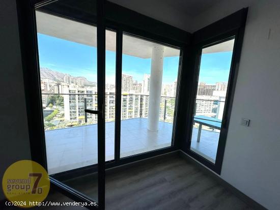 SE VENDE PISO DE 1 DORMITORIO CON VISTAS AL MAR GARAJE Y TRASTERO EN CALA DE VILLAJOYOSA - ALICANTE