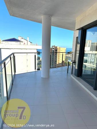 SE VENDE PISO DE 1 DORMITORIO CON VISTAS AL MAR GARAJE Y TRASTERO EN CALA DE VILLAJOYOSA - ALICANTE