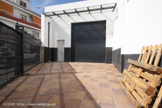 ESTUPENDA NAVE EN ZONA SUR - CADIZ