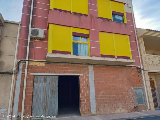  LOCAL COMERCIAL EN VENTA, EN LIBRILLA - MURCIA 