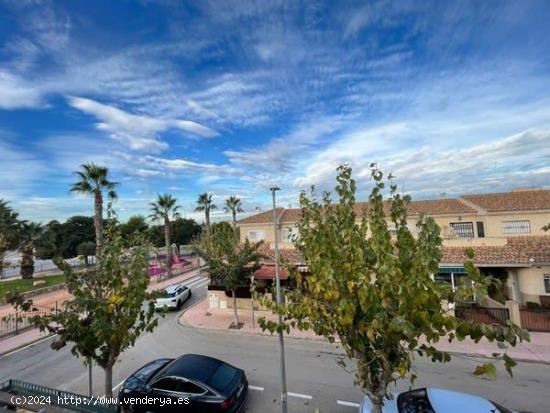  CHALET ADOSADO en Los Alcázares - MURCIA 