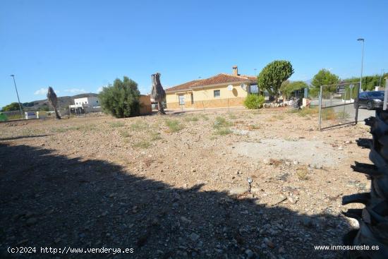  Parcela urbana en Urb. Montepinar, Orihuela. Parcela de 868 m2. de superficie a dos calles,. - ALICA 