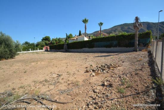 Parcela urbana en Urb. Montepinar, Orihuela. Parcela de 868 m2. de superficie a dos calles,. - ALICA