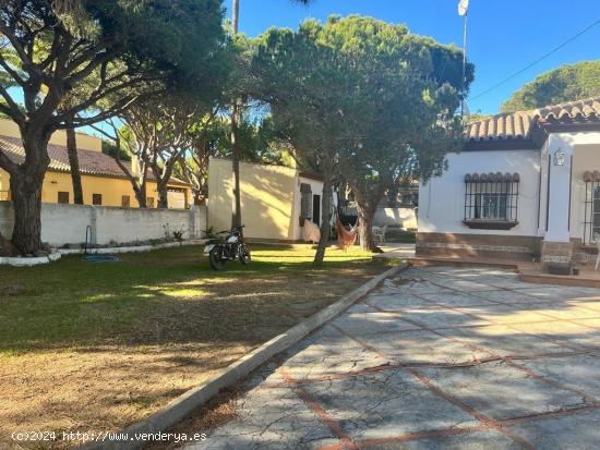 CHALET EN LA BARROSA - CADIZ