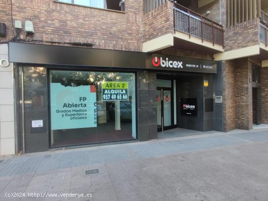 Local comercial en primera avenida - CORDOBA