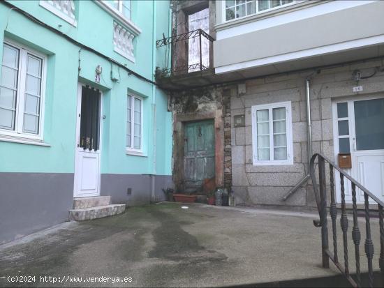 Solar urbano en el centro de Malpica de Bergantiños - A CORUÑA