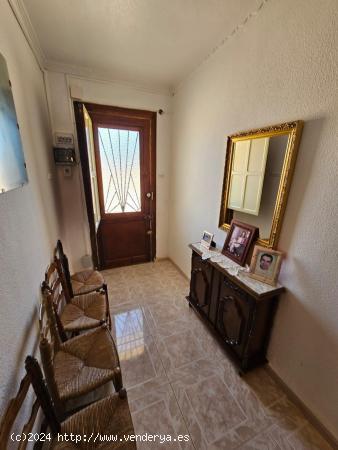 CASA CON TERRENO EN LOS CÁNOVAS - MURCIA