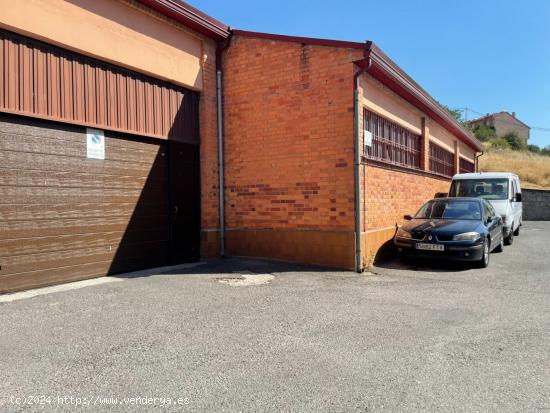 GARAJE CON 17 PLAZAS EN SAN LORENZO - SEGOVIA