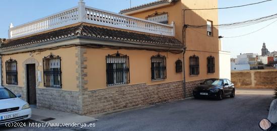 SE VENDE MAGNIFICA CASA EN LA VALL D' UIXO ESQUINERA - CASTELLON