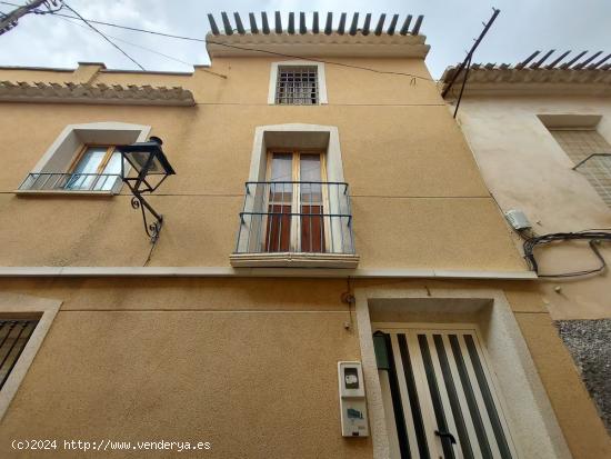 Casa adosada en venta en Calle Tío Lucas, Mula - MURCIA