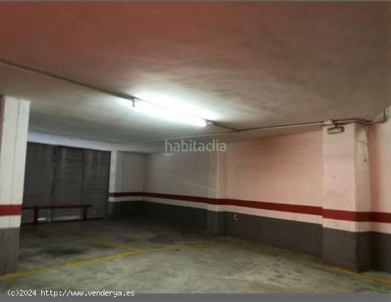 Plaza de parking en barrio de la Salut - BARCELONA