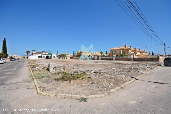  SOLAR URBANO EN LA ZONA DE BAHÍA - MURCIA 