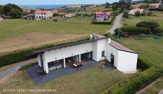 CHALET DE DISEÑO EN LUANCO - ASTURIAS