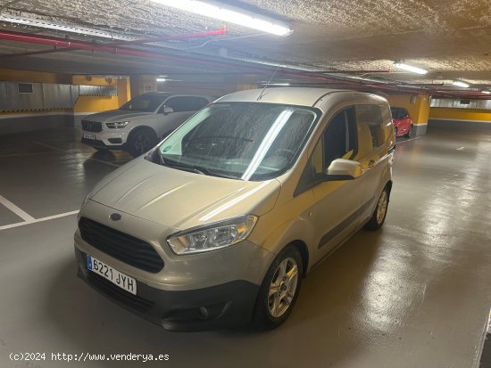  Ford Tourneo Courier 1.5 TDCi 70kW (95CV) Ambiente - Barcelona 