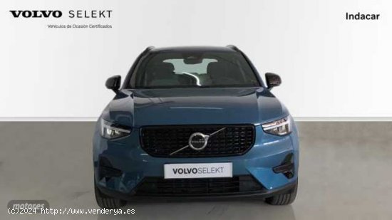 Volvo XC40 XC40 Plus, B3 mild hybrid, Gasolina, Dark de 2023 con 30.732 Km por 38.300 EUR. en Almeri