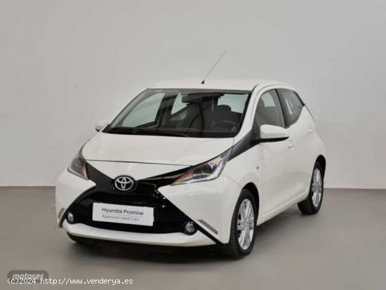 Toyota Aygo 1.0 VVT-i x-play de 2015 con 73.000 Km por 9.490 EUR. en Cadiz