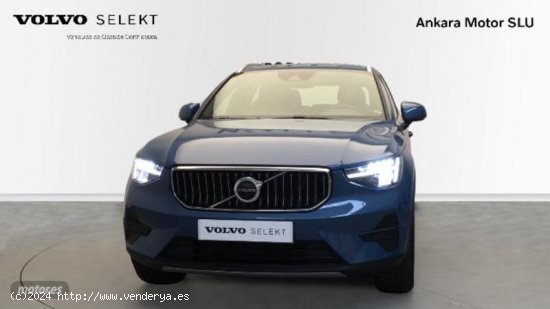 Volvo XC40 Recharge Core, T4 plug-in hybrid,Electrico/Gasolina, Bright de 2023 con 25.000 Km por 44.