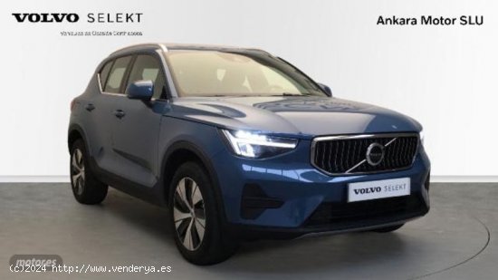 Volvo XC40 Recharge Core, T4 plug-in hybrid,Electrico/Gasolina, Bright de 2023 con 25.000 Km por 44.