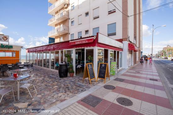 TRASPASO RESTAURANTE EN 1ª LÍNEA DE GRAN PLAYA - ALICANTE