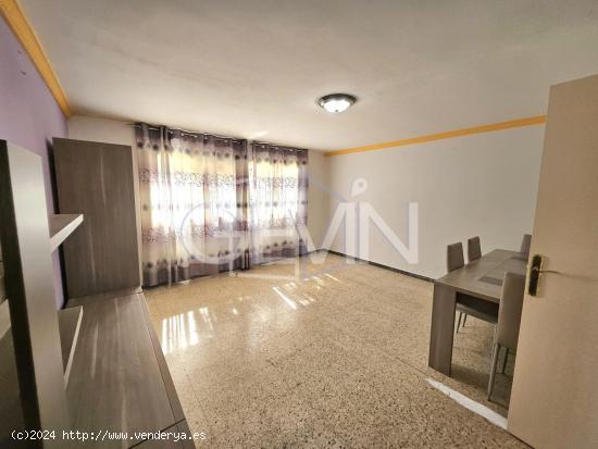 Planta baja en venta en Santa Perpetua de Mogoda - BARCELONA