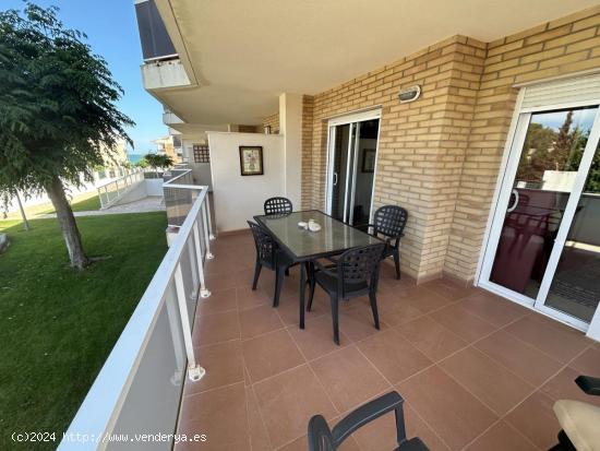  Piso de 3 habitaciones con piscina y vistas al mar - TARRAGONA 