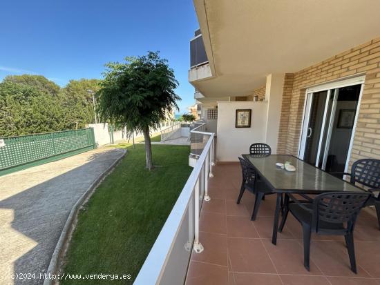 Piso de 3 habitaciones con piscina y vistas al mar - TARRAGONA