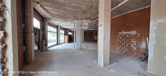  ALQUILER LOCAL COMERCIAL EN QUART DE POBLET ZONA GRAN MANZANA - VALENCIA 