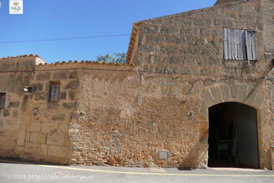 CASA EN BINIALI CON JARDÍN A REFORMAR - BALEARES