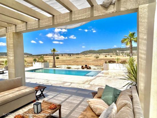 Chalet independiente en venta en Sant Joan - BALEARES