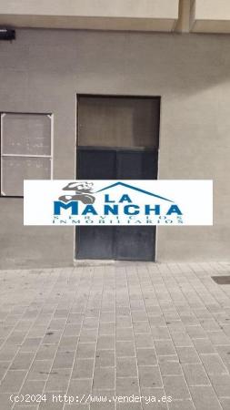 REF: C217 INMOBILIARIA LA MANCHA VENDE LOCAL COMERCIAL ZONA CENTRO/CARRETAS - ALBACETE