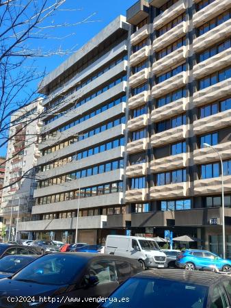  CUZCO-ORENSE , 690m2, exterior con 4 fachadas a la calle muy luminosa - MADRID 