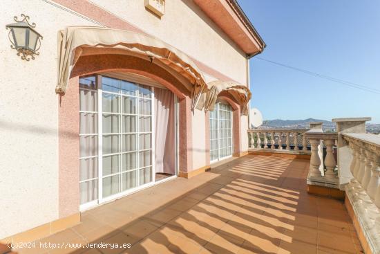 CHALET/TORRE - Sant Boi de Llobregat (Marianao) - BARCELONA