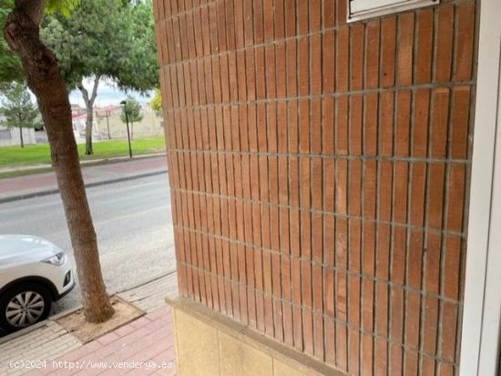 Edificio de uso mixto en venta en Torre-Pacheco - MURCIA