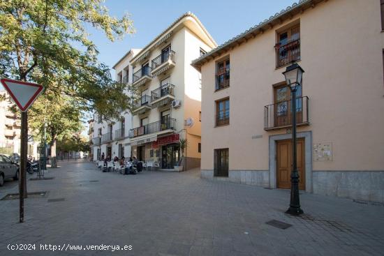 Hospital Real Solar Urbano Plurifamiliar - GRANADA