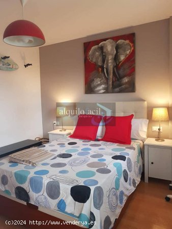 BONITO APARTAMENTO PARA TODO EL AÑO EN ROSAS