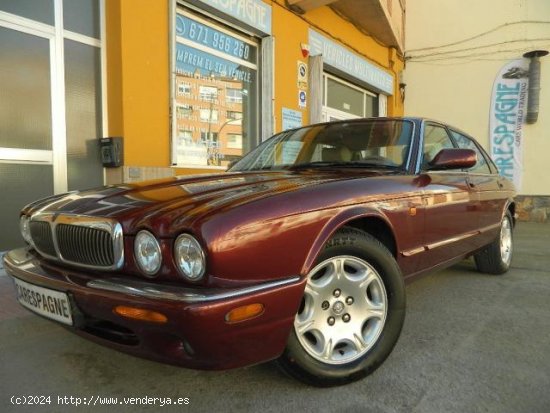  JAGUAR XJ8 en venta en AlcarrÃ s (Lleida) - AlcarrÃ s 