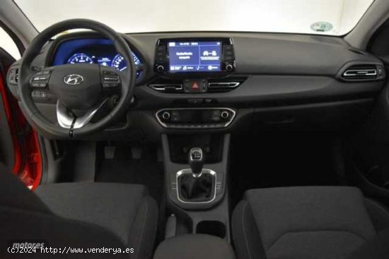 Hyundai i30 1.5 DPI Klass SLX 110 de 2023 con 12.457 Km por 19.990 EUR. en Tarragona