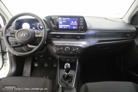 Hyundai i20 1.0 TGDI Klass 100 de 2023 con 9.214 Km por 17.990 EUR. en Sevilla