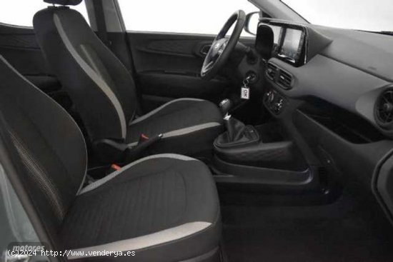 Hyundai i10 1.0 MPI Klass de 2023 con 14.179 Km por 14.790 EUR. en Sevilla