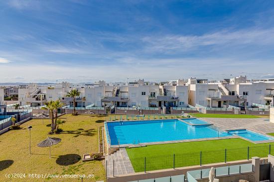 Bungalow planta alta en Sol Park, sector 25 - ALICANTE