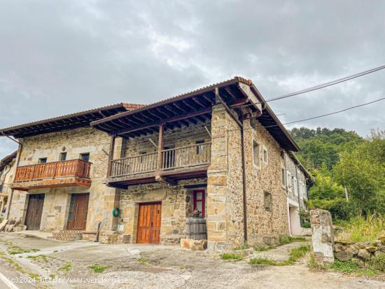 Casa de piedra en Karrantza - VIZCAYA