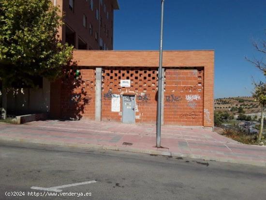 VENTA DE LOCAL EN PASEO DE LOS NAVEGANTES - MADRID