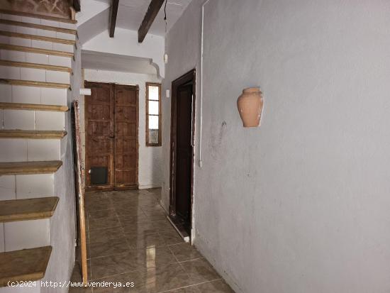 CASA EN VENTA EN EL PUEBLO DE MURO - BALEARES